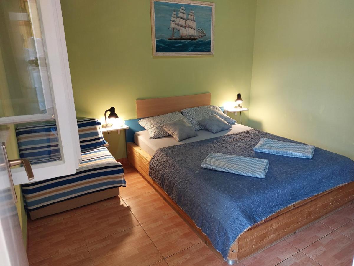 Apartmani Luka Baška Voda エクステリア 写真